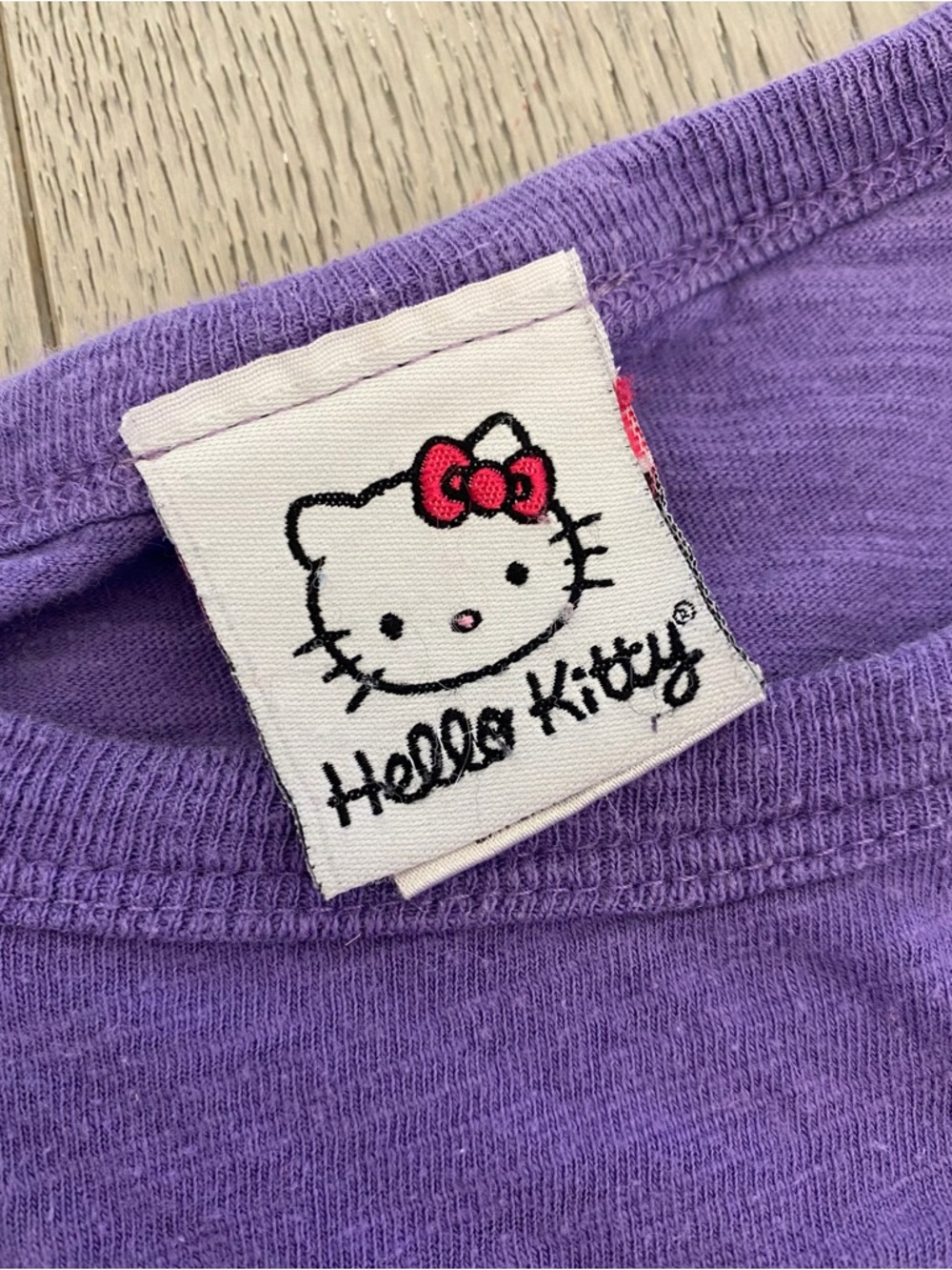 Y2K Women’s Hello Kitty Purple Graphic Tee - Picture 3 of 4